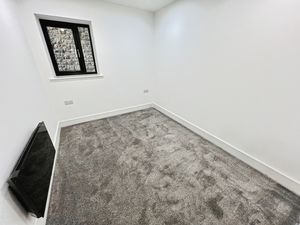 Bedroom- click for photo gallery